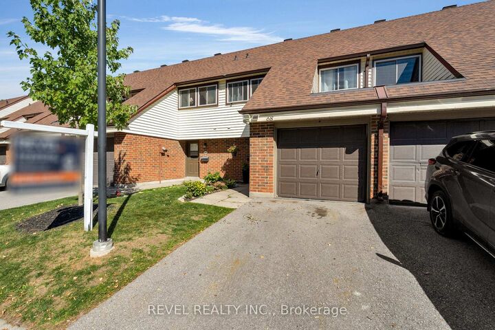 Property Photo:  28 Donald Street 68  ON L4N 4S6 