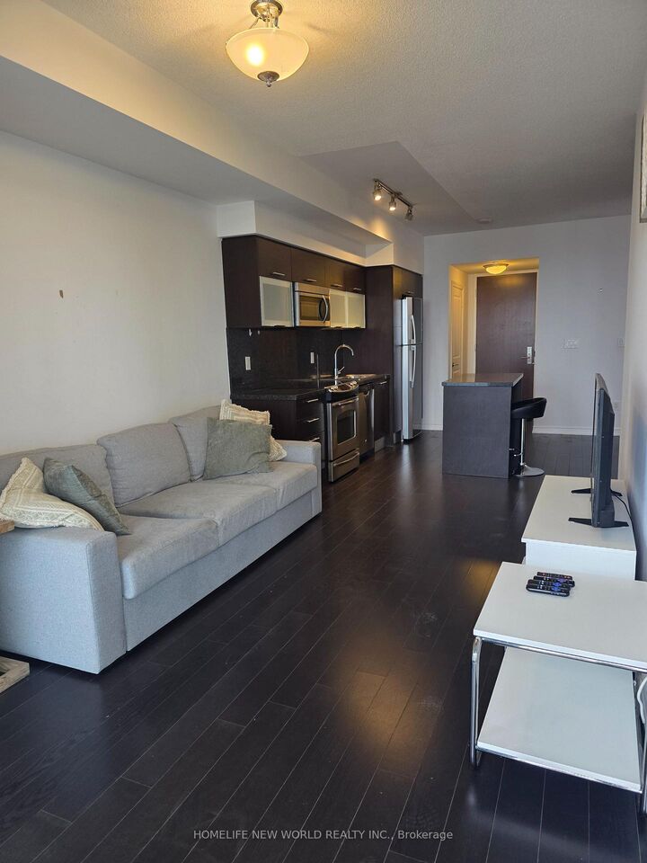 Property Photo:  386 Yonge Street 3313  ON M5B 0A5 