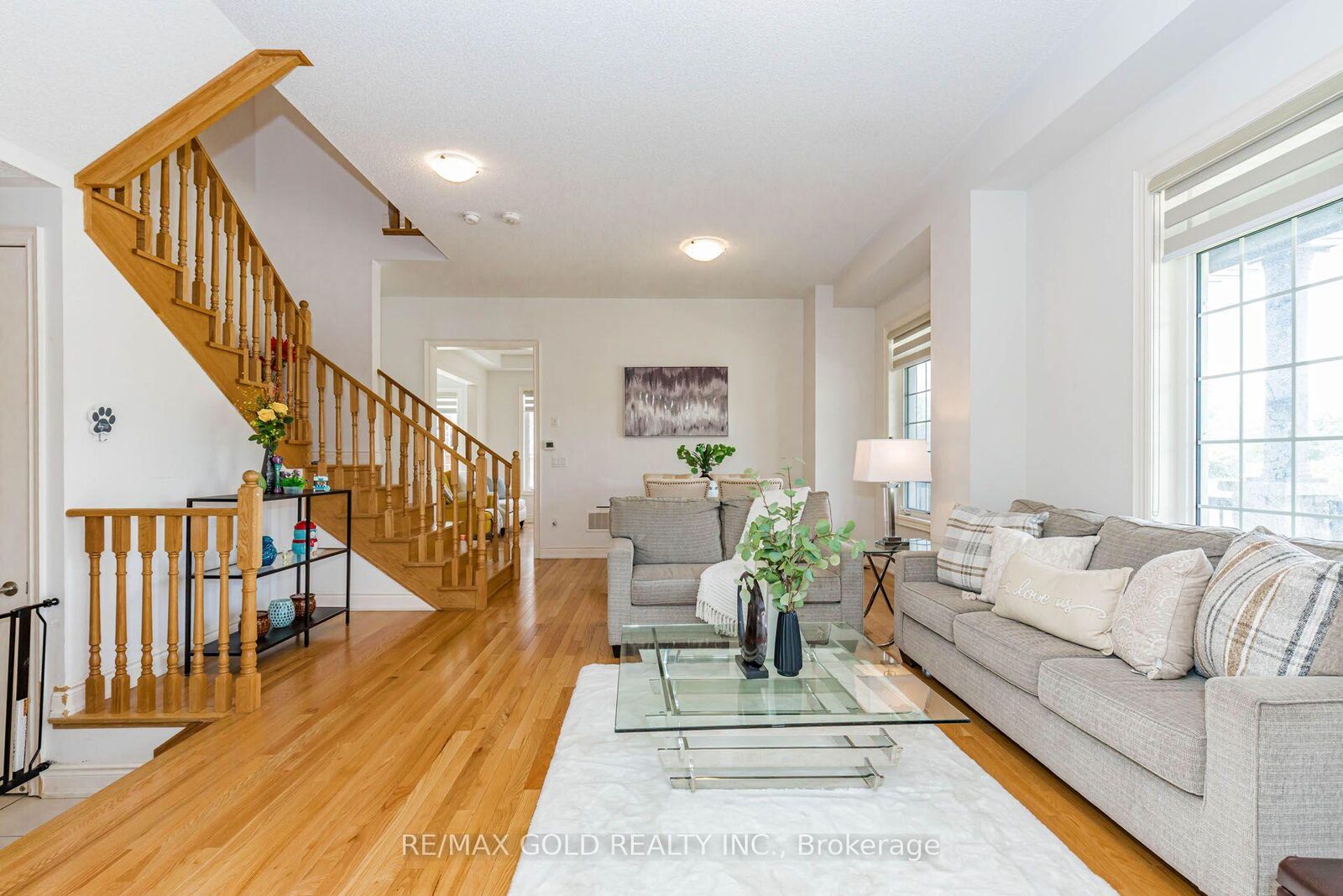 Property Photo:  53 Betty May Crescent  ON L9N 1S2 