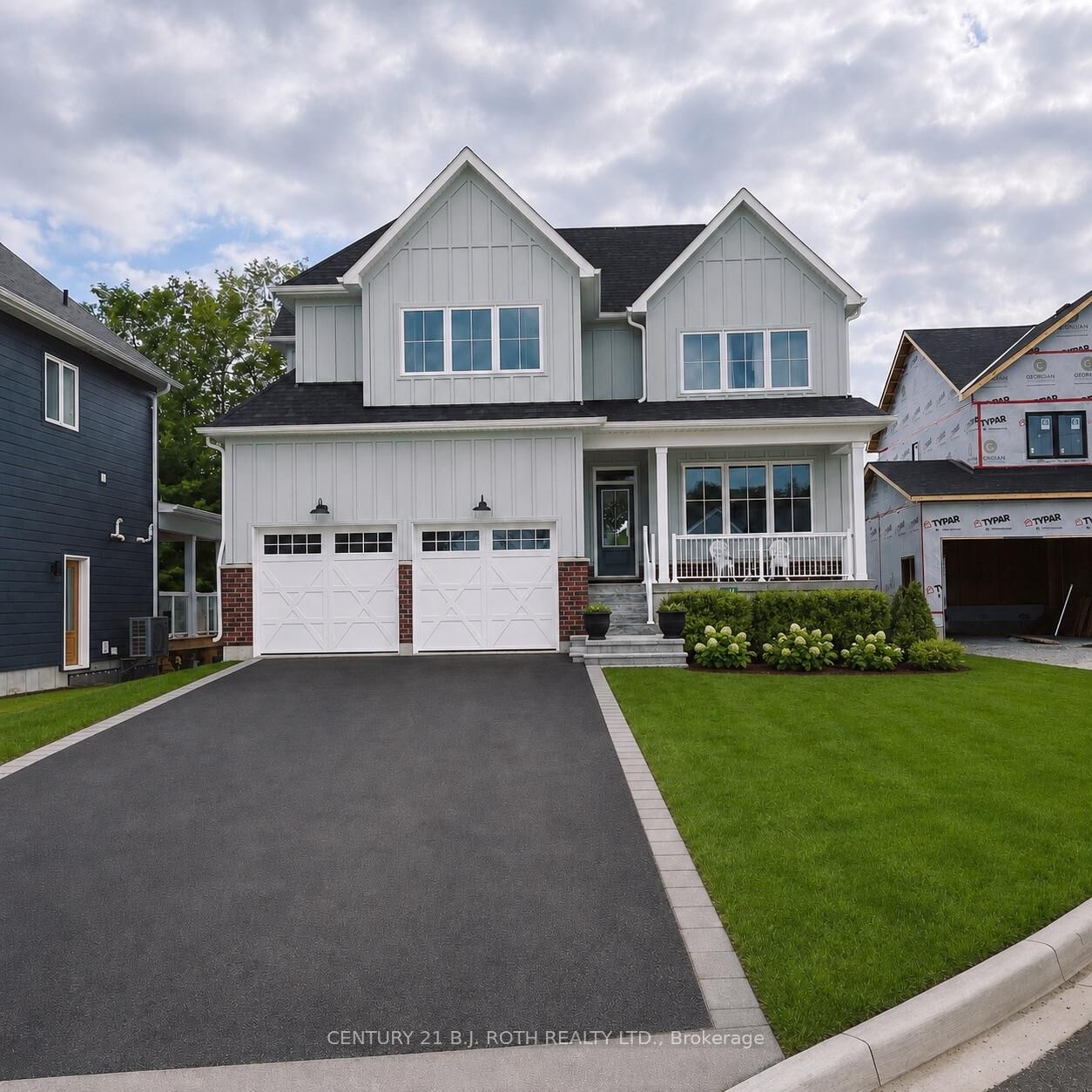 Property Photo: 24 Northland Court ON L9J 0C4