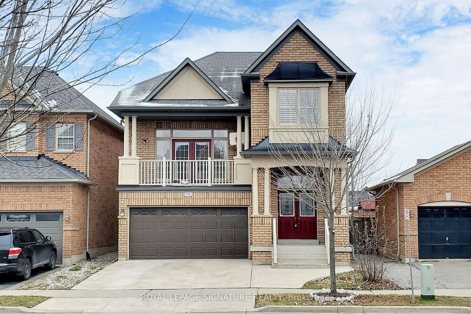 Property Photo: 208 Weston Drive ON L9T 0V1