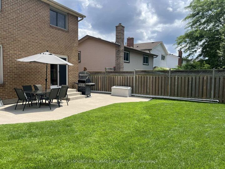 Property Photo: 83 Boulding Avenue ON L0R 2H3