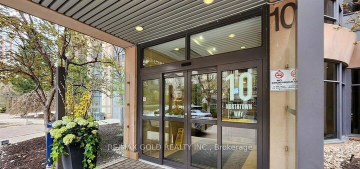 Property Photo: 10 Northtown Way 1608 ON M2N 7L4