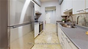 Property Photo:  30 Chapman Court 102  ON N6G 4Y4 