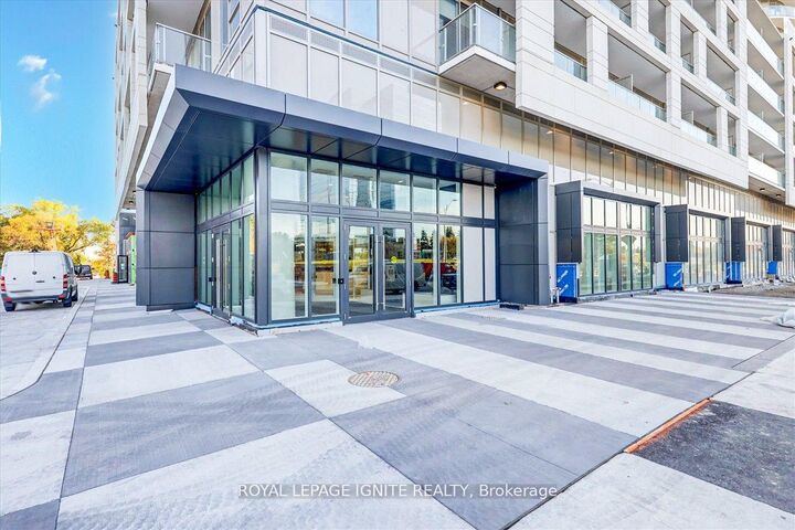 Property Photo:  2033 Kennedy Road 315  ON M1T 0B9 