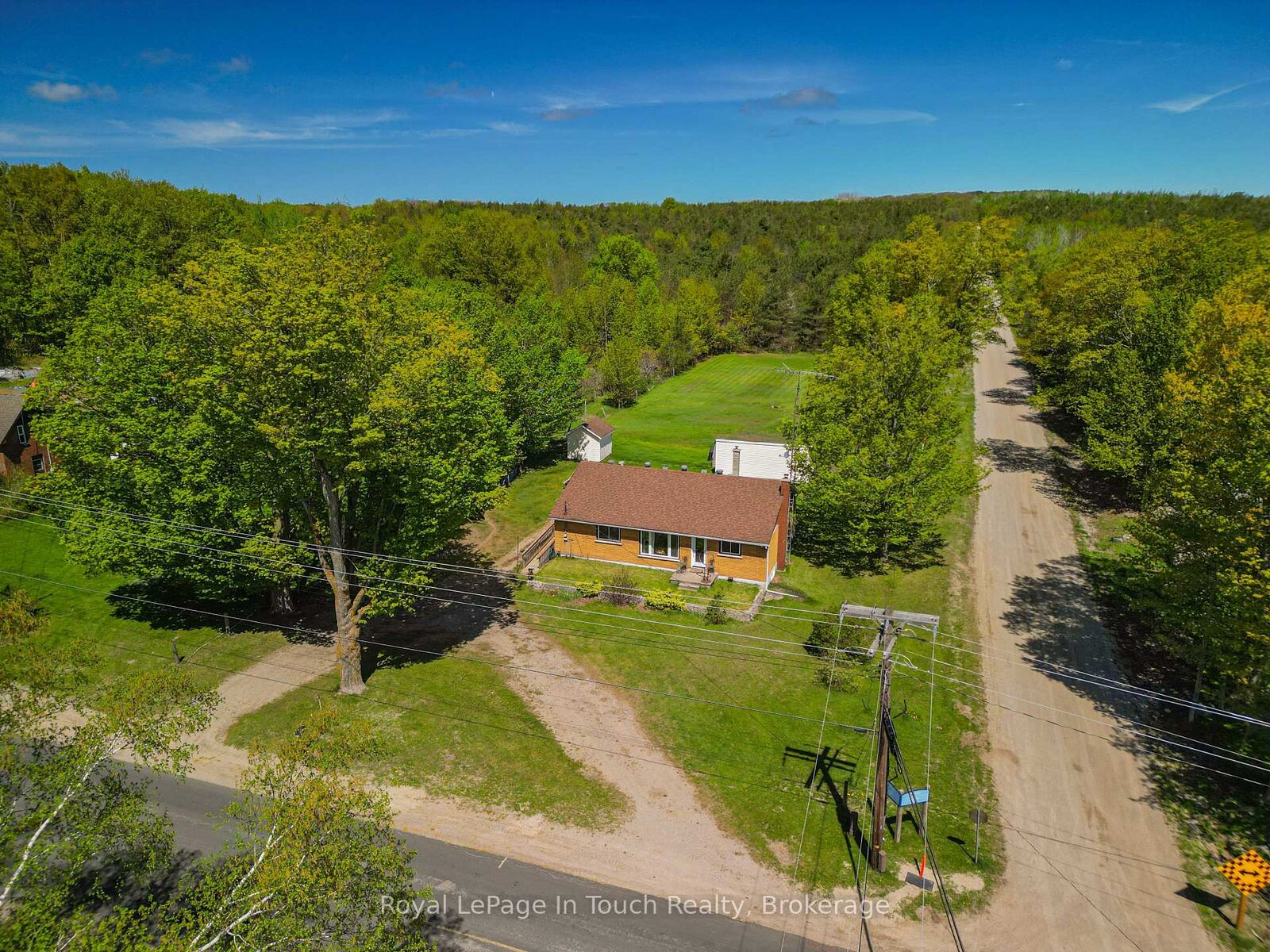 Property Photo:  859 Cedar Point Road  ON L9M 0K2 