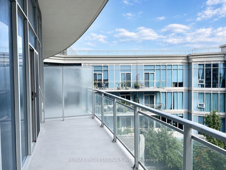Property Photo:  58 Marine Parade Drive 438  ON M8V 0A3 