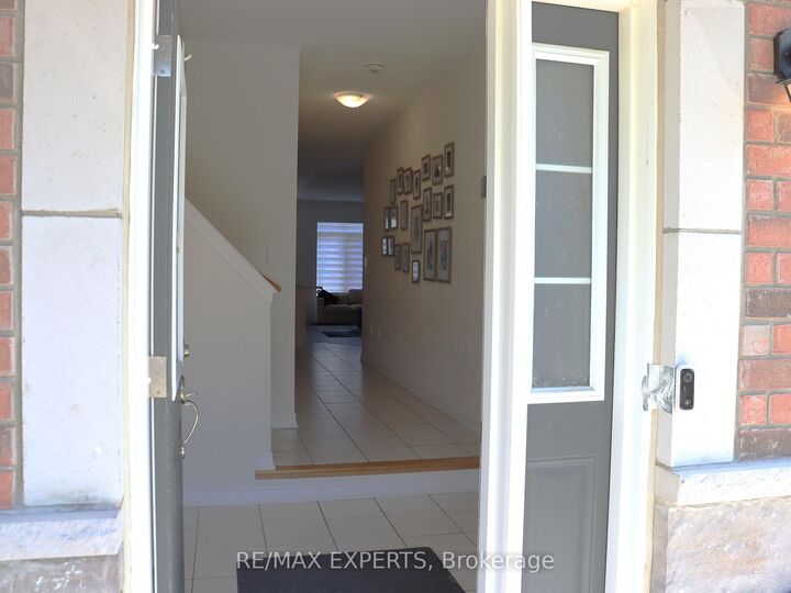 Property Photo:  2265 Grainger Loop  ON L9S 0N1 