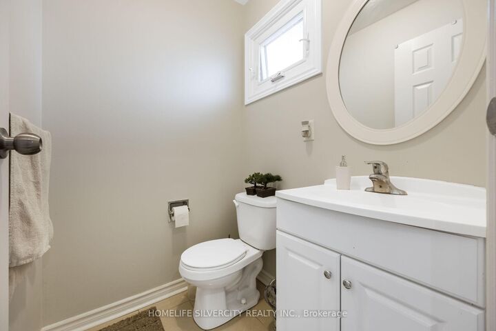 Property Photo: 399 Vodden Street E 64 ON L6V 3V1