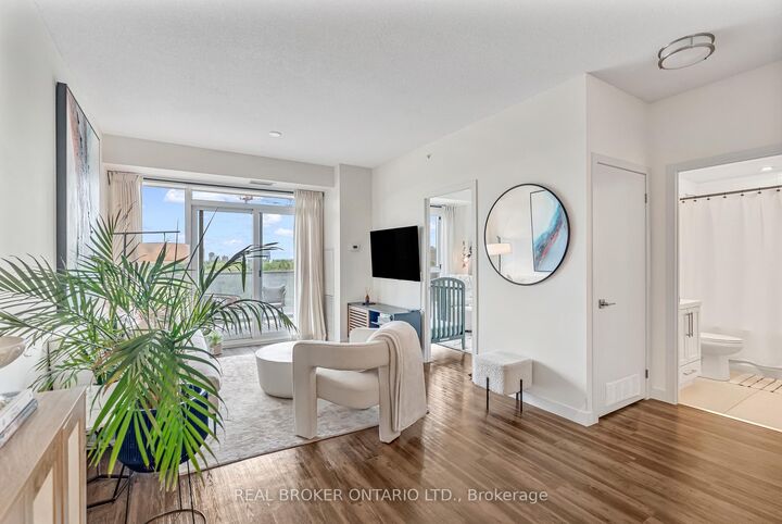 Property Photo: 2093 Fairview Street 607 ON L7R 0E6