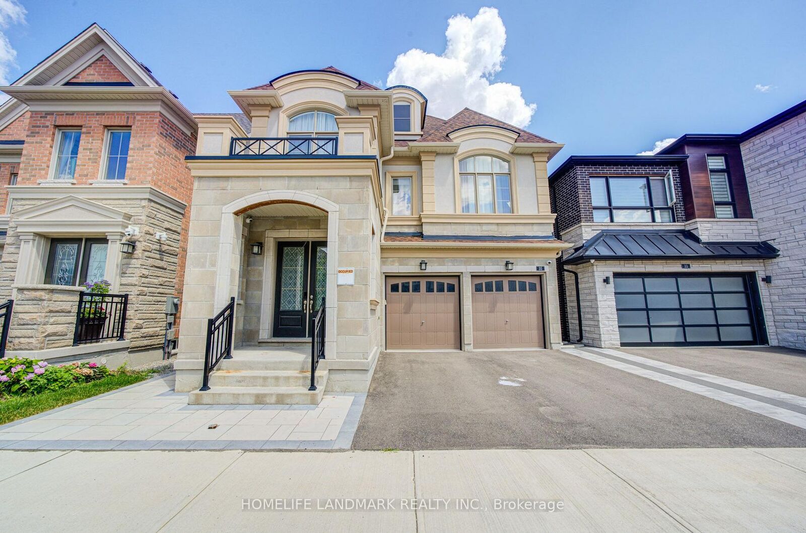 Property Photo: 35 Red Giant Street Main &Amp 2nd Floor ON L4C 4Y4