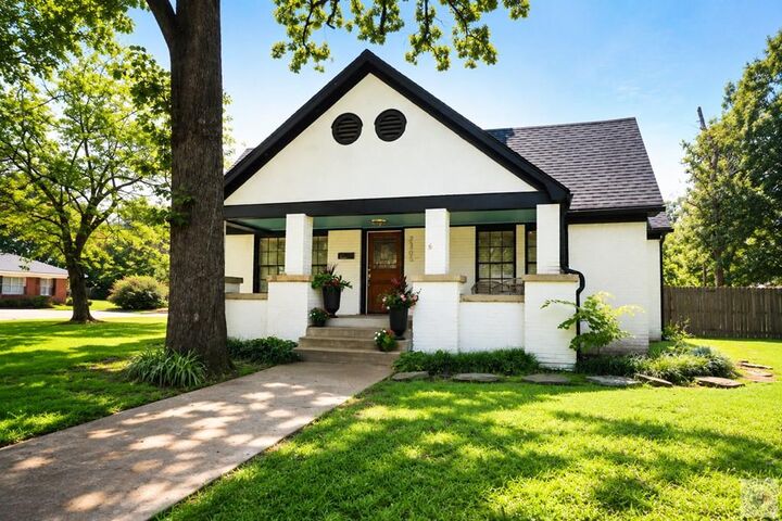 Property Photo:  2305 Beech St.  AR 71854 