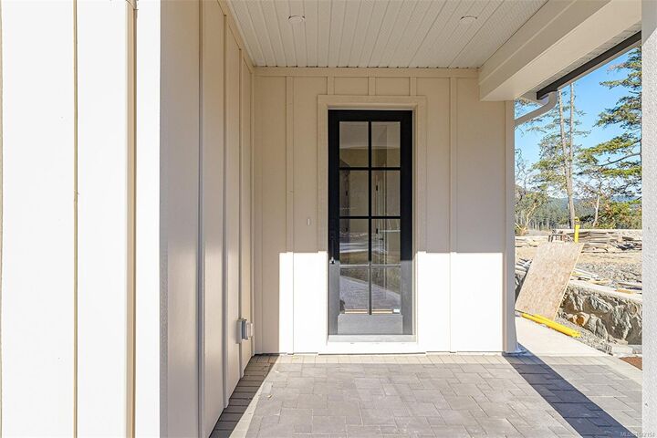 Property Photo: 701 Madrona Pl BC V9B 6C6