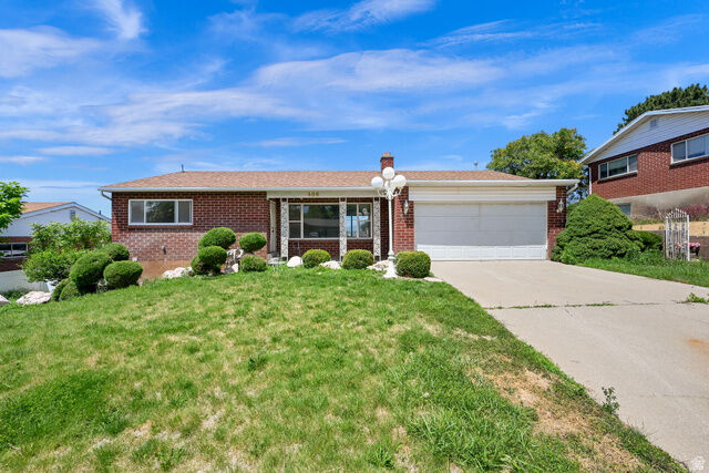 Property Photo: 406 W 3300 S UT 84010