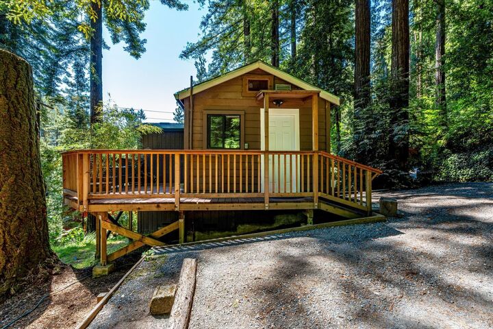 Property Photo: 9079 Middle Terrace CA 95462