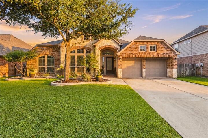 Property Photo: 2651 Imperial Grove TX 77385