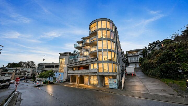 14955 Victoria Avenue 404 — photo 1
