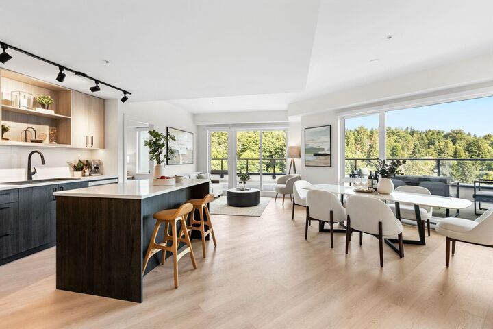 Property Photo: 1100 Clarke Road Ph604 BC V3H 0N3