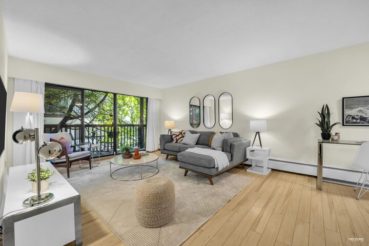 150 E 5th Street 103 — photo 1