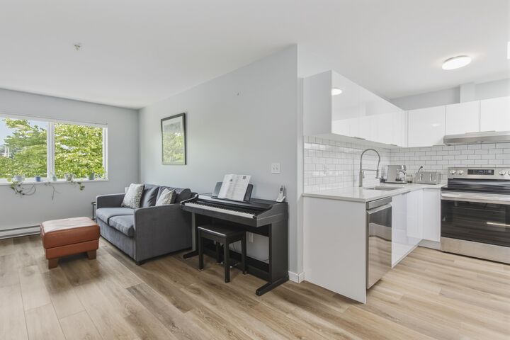 Property Photo: 40140 Willow Crescent C308 BC V8B 0M1