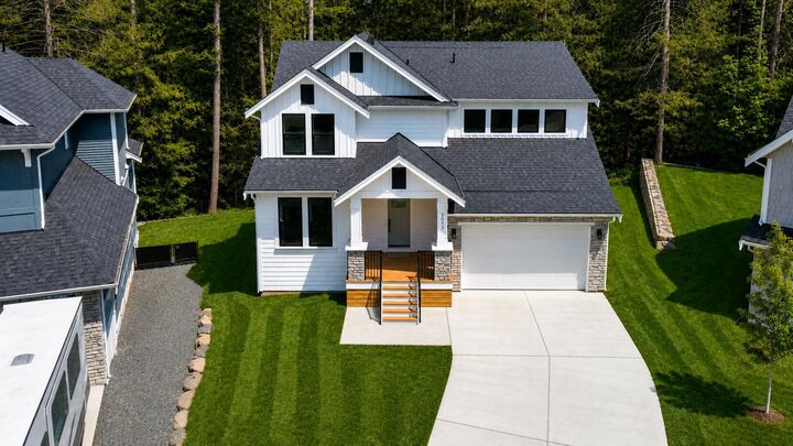 2013 Sparrow Hawk Place — photo 1