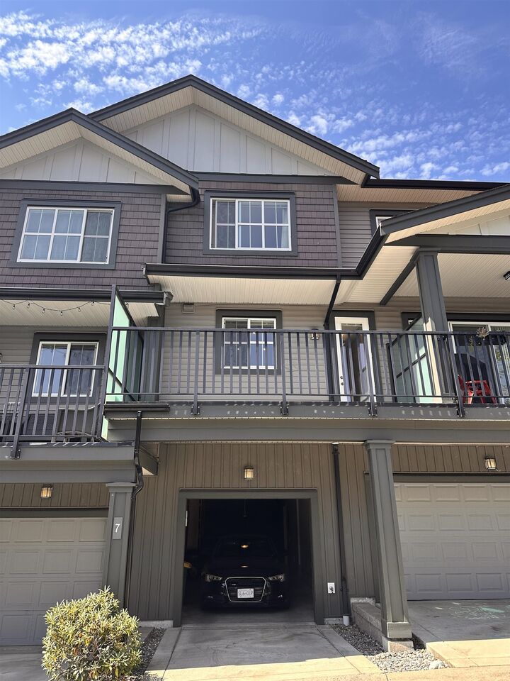 Property Photo:  11176 Gilker Hill 7  BC V2W 0G5 