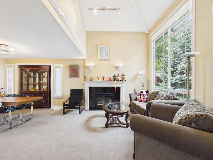 Property Photo: 3010 Maplewood Court BC V3E 3P3