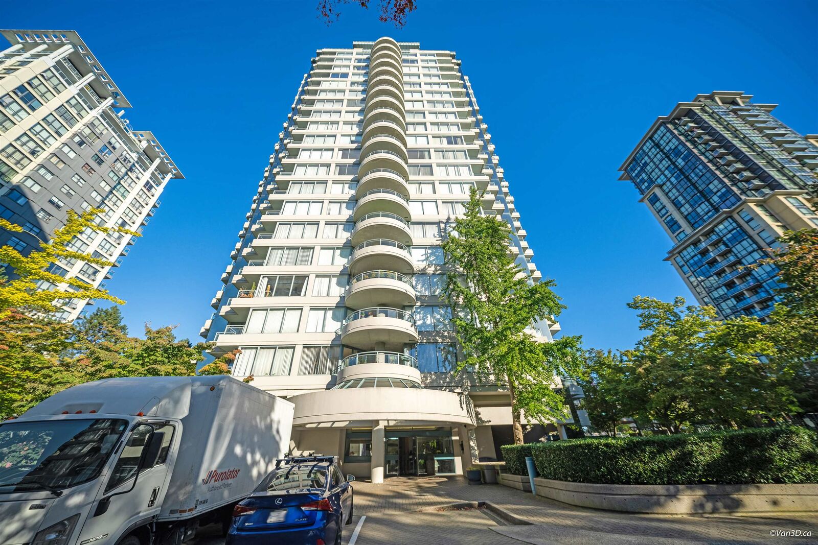 Property Photo: 13383 108 Avenue 904 BC V3T 5T6