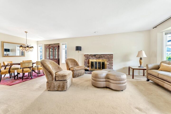 Property Photo:  3452 Clearbrook Road  BC V2T 5C1 