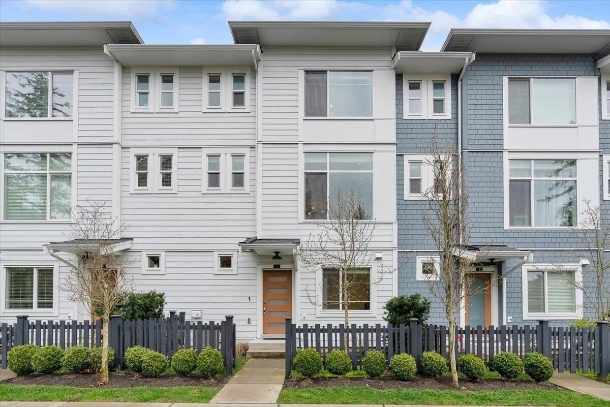 Property Photo: 2328 167A Street 4 BC V3Z 1H2