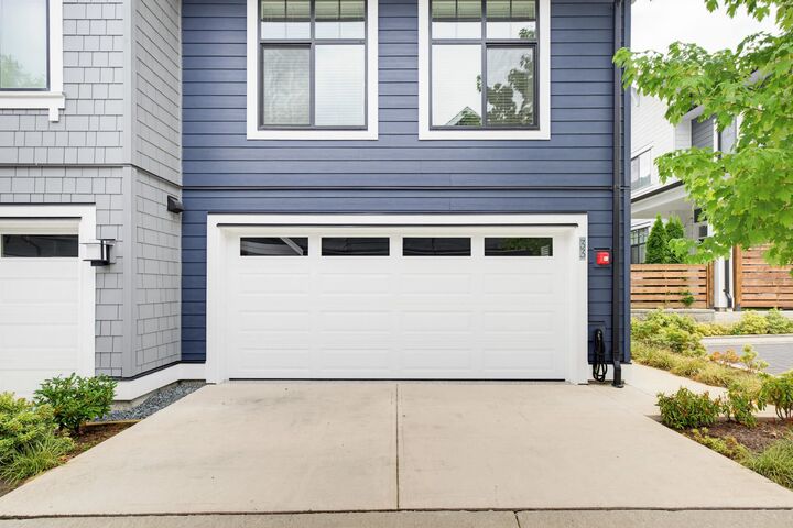 Property Photo: 7640 197 Street 33 BC V2Y 3W2