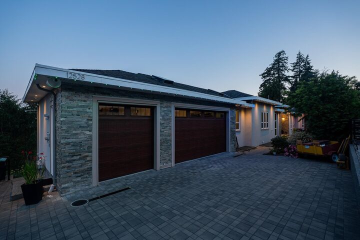 Property Photo: 12528 52A Avenue BC V3X 3K3