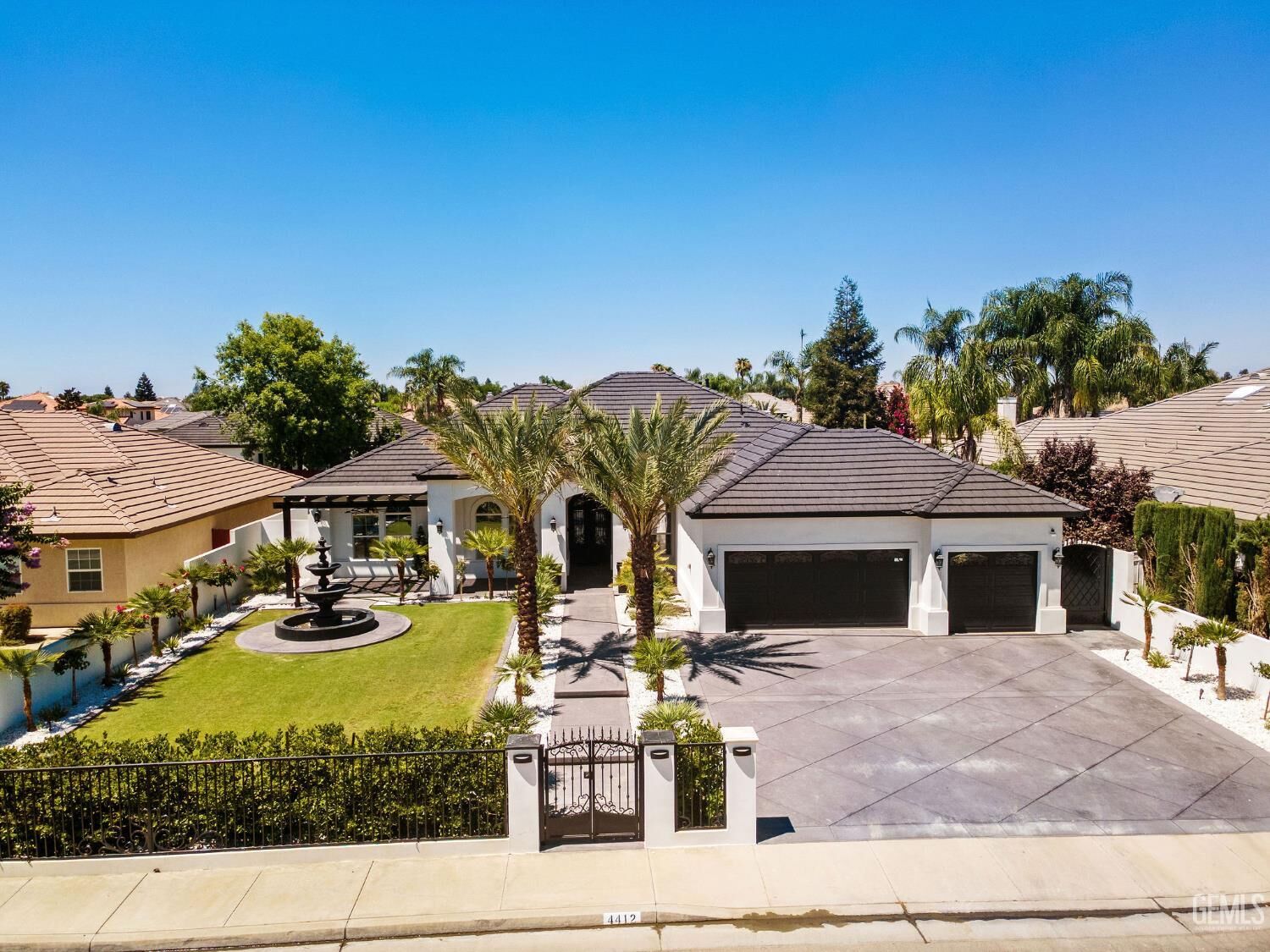 Property Photo:  4412 Cimarron Ridge Drive  CA 93313 