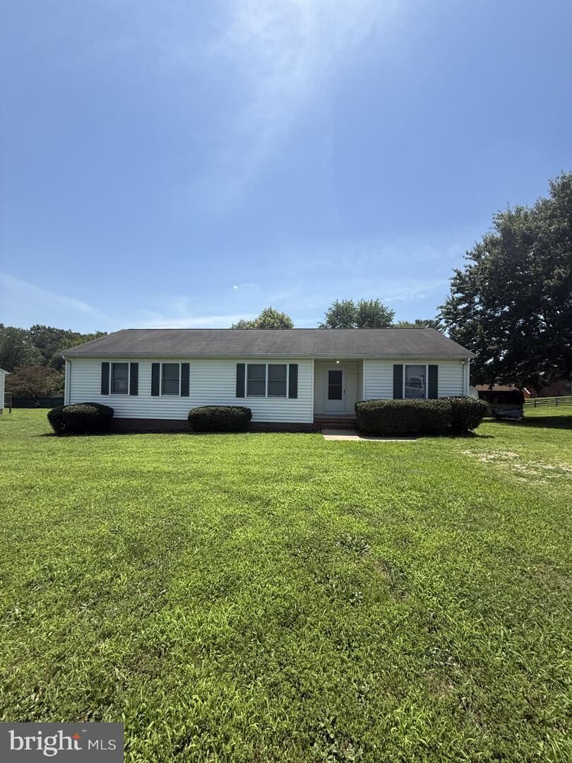 Property Photo: 7112 Sharon Road VA 22407