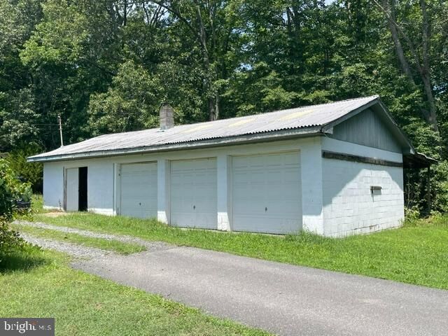 Property Photo: 18002 Rosiers Creek Lane VA 22485