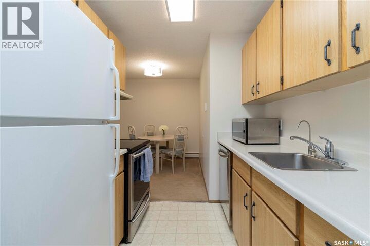 Property Photo:  111 425 115th Street E  SK S7N 2E5 
