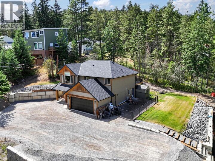 Property Photo:  87 Larch Road  BC V1H 2C3 