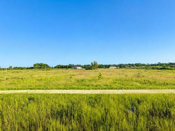Property Photo:  14 Bremaud Drive  MB R0A 0W2 