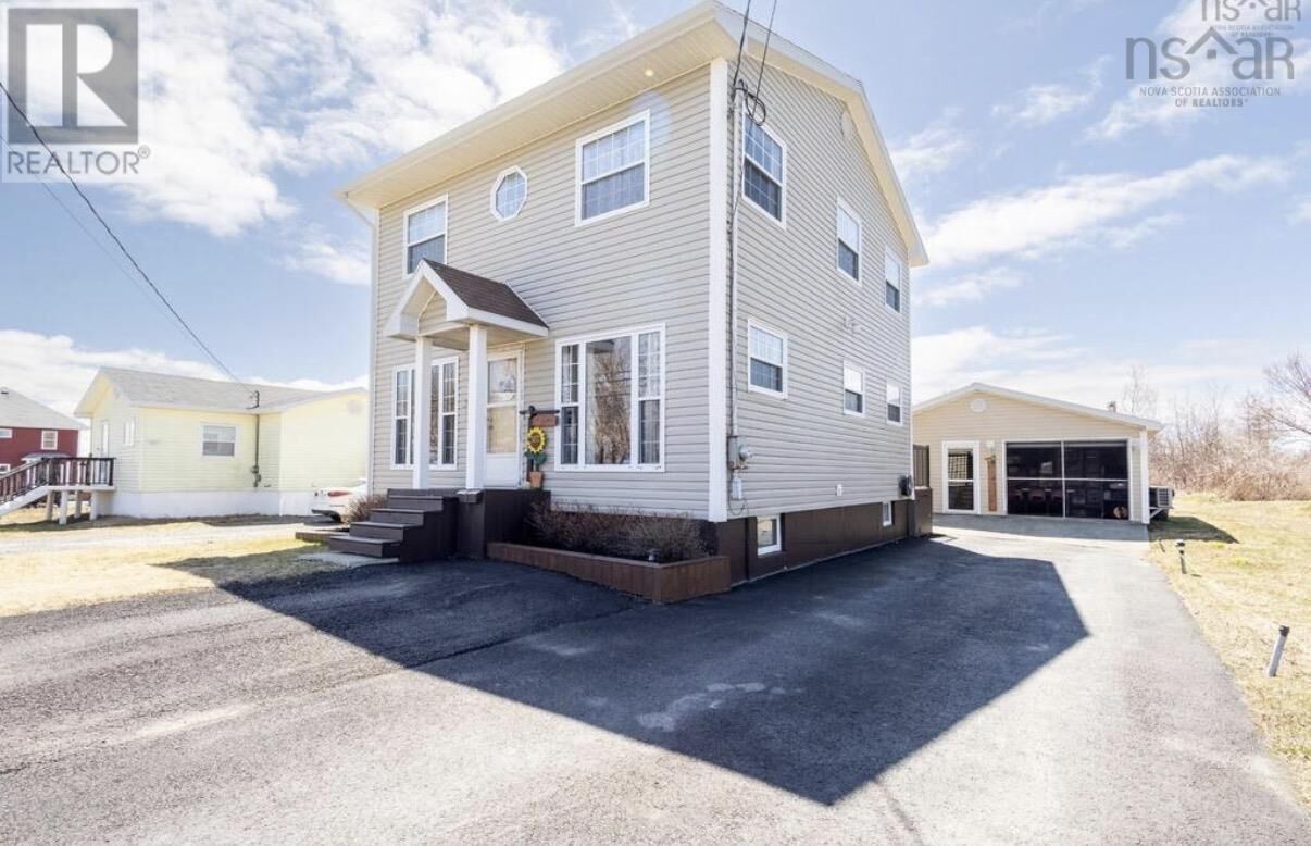 Property Photo:  3752 Ellsworth Avenue  NS B1H 2H8 