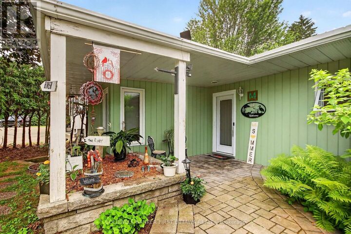 Property Photo:  2014 River Road North  ON K4M 1B4 