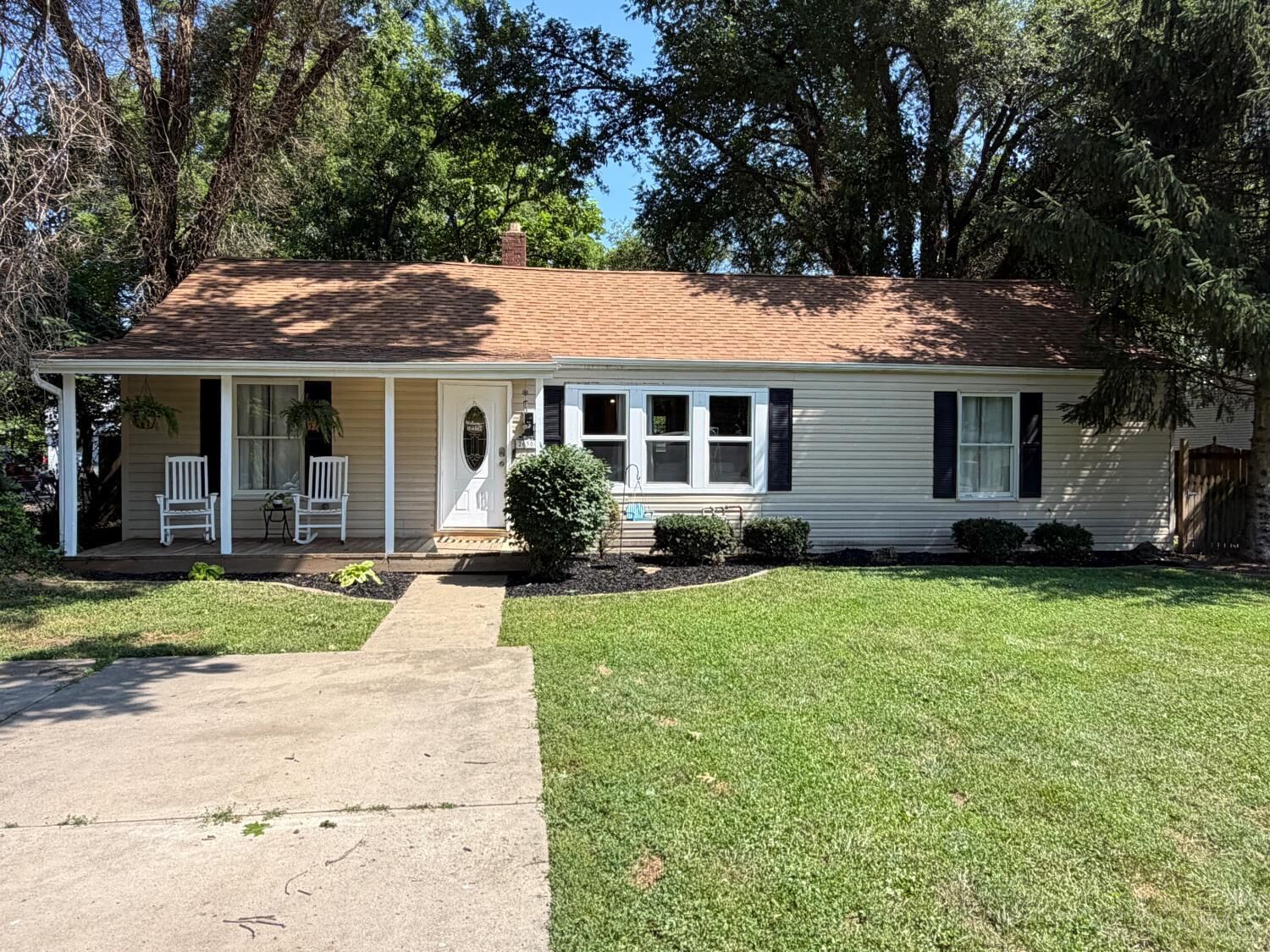 Property Photo:  2630 Ross Hanover Road  OH 45013 