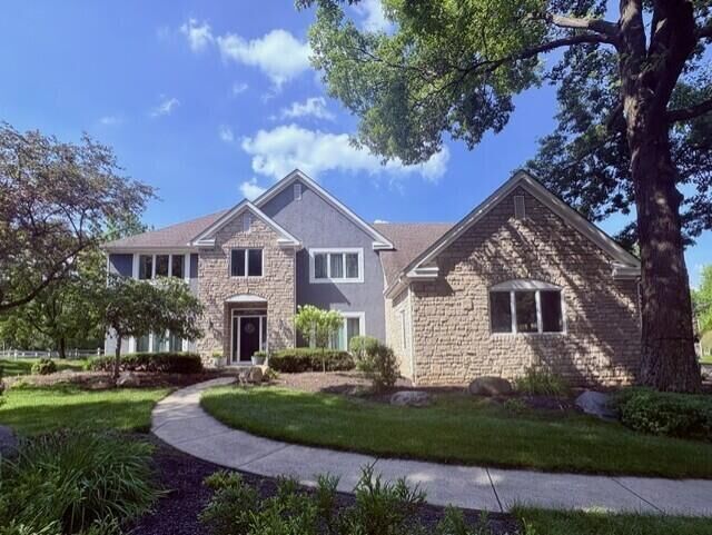 Property Photo: 340 Shale Ridge Court OH 43065