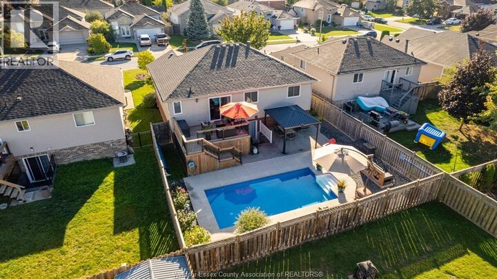 Property Photo:  1040 King Louis Street  ON N0R 1A0 