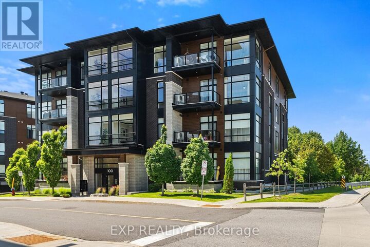 100 Cortile Private 301 — photo 1