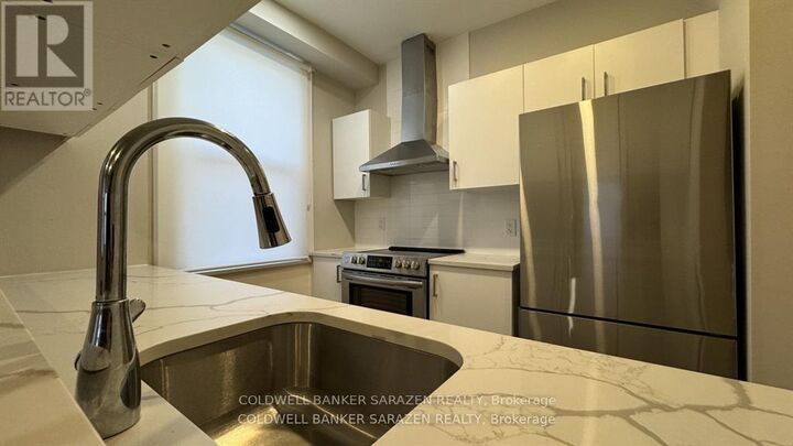 Property Photo: 58 Parent Avenue 4 ON K1N 7A8