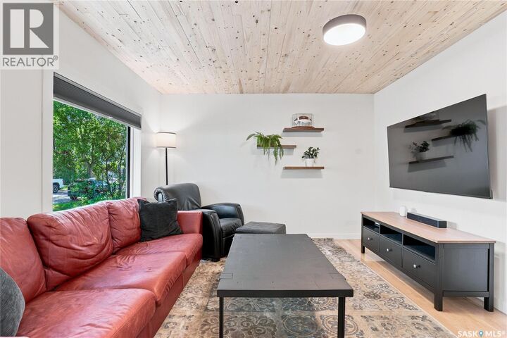 Property Photo: 837 5th Street E SK S7H 1G8