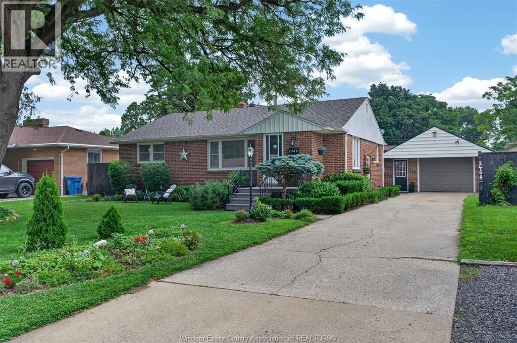 Property Photo:  2468 Mark  ON N9E 2W3 