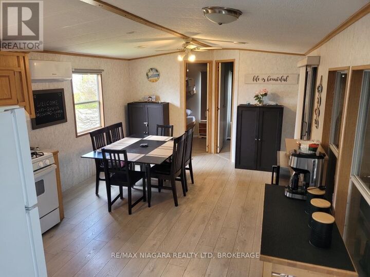 Property Photo: 113 Quarry View Village ON L0S 1R0
