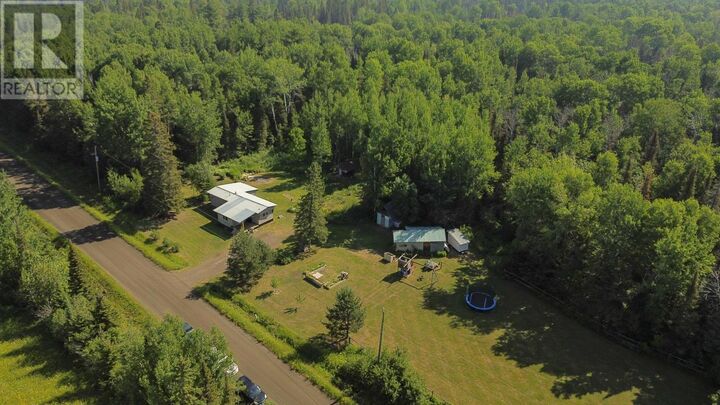 Property Photo: 20 Union School Rd S ON P7L 0E7