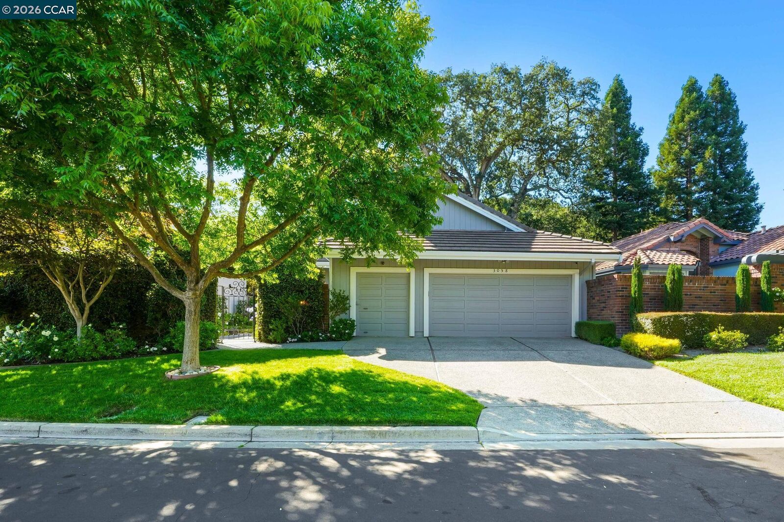 Property Photo: 3058 Live Oak Ct CA 94506